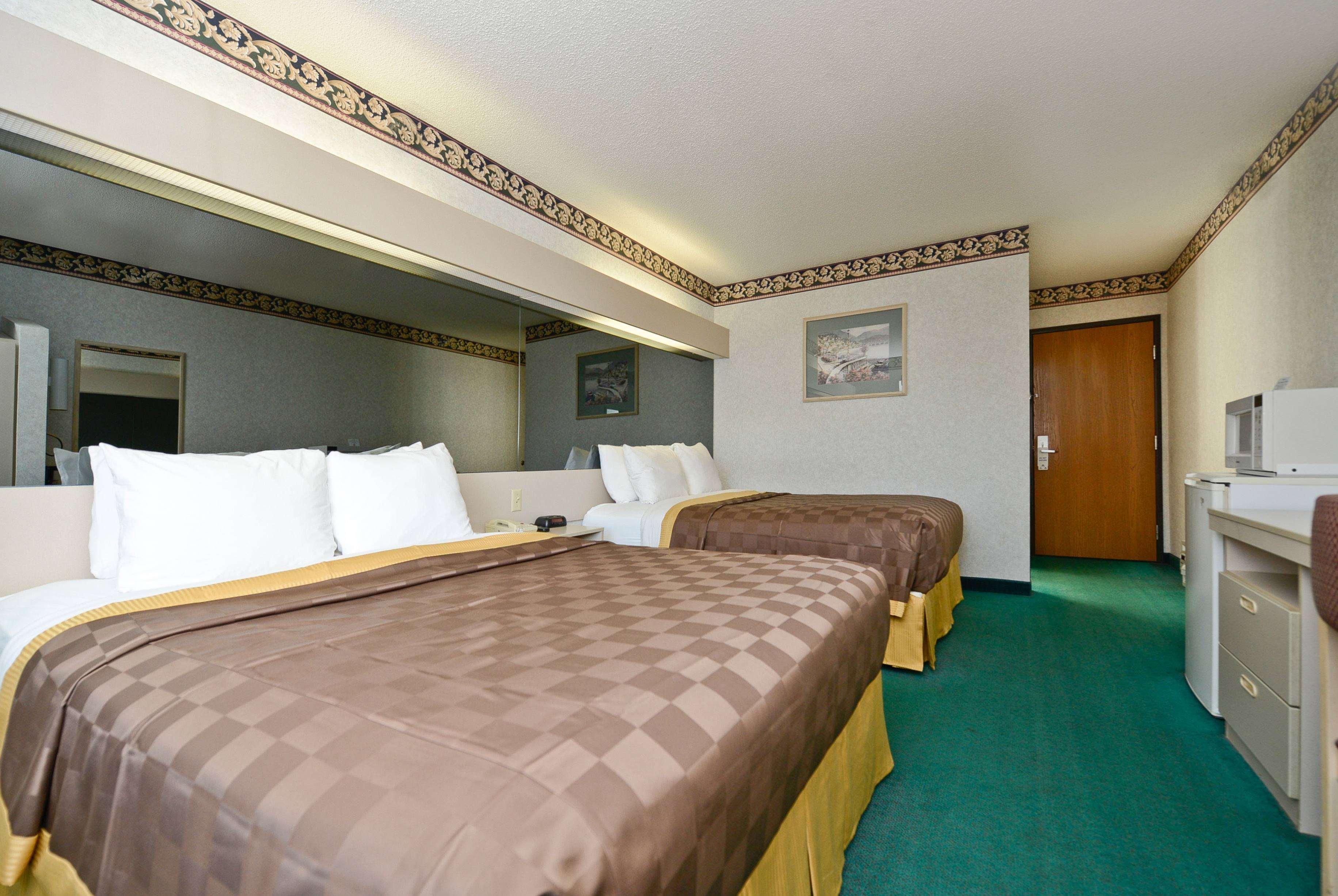 Microtel Inn & Suites By Wyndham Sunbury - Columbus North Exteriör bild