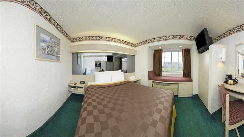 Microtel Inn & Suites By Wyndham Sunbury - Columbus North Exteriör bild
